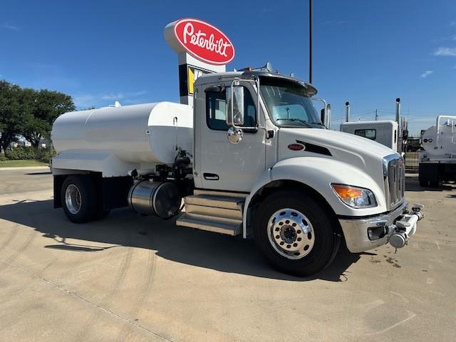 2025 Peterbilt 536-10