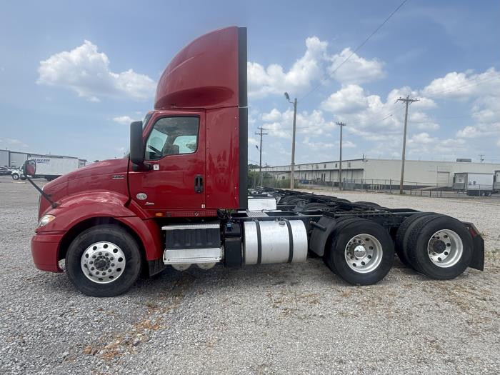 2019 International RH613-8