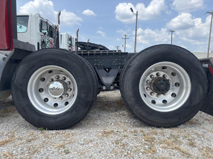 2019 International RH613-9