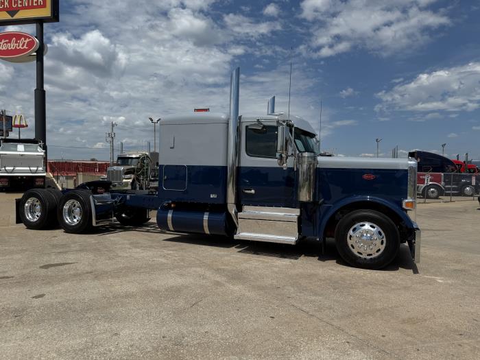 2026 Peterbilt 589-16