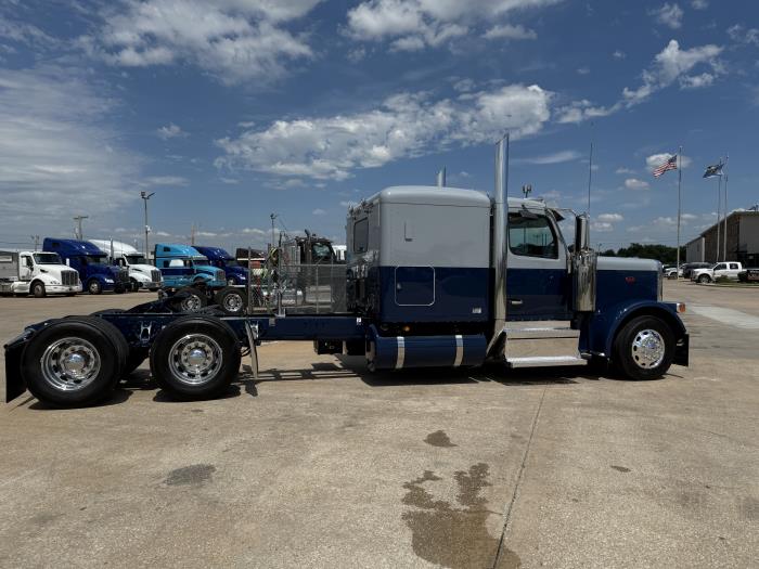 2026 Peterbilt 589-20