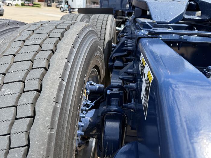 2026 Peterbilt 589-25