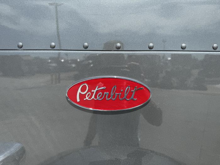 2026 Peterbilt 589-15