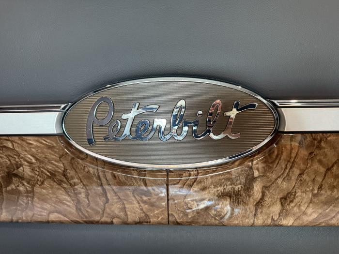 2026 Peterbilt 589-45