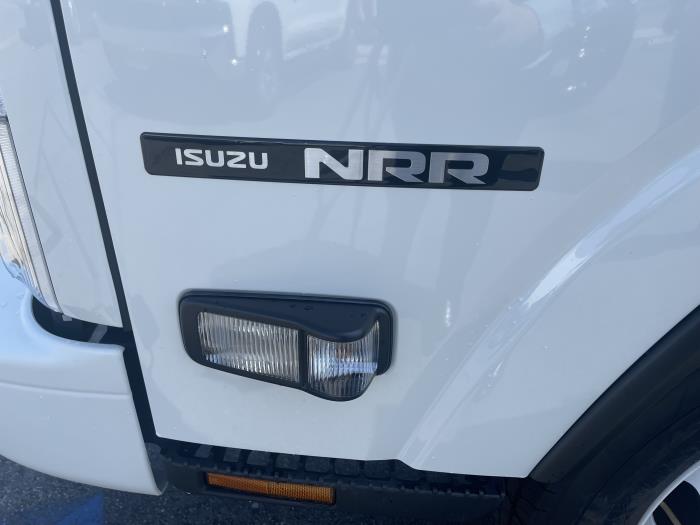 2025 Isuzu NRR-13