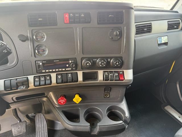 2024 Kenworth T680-9