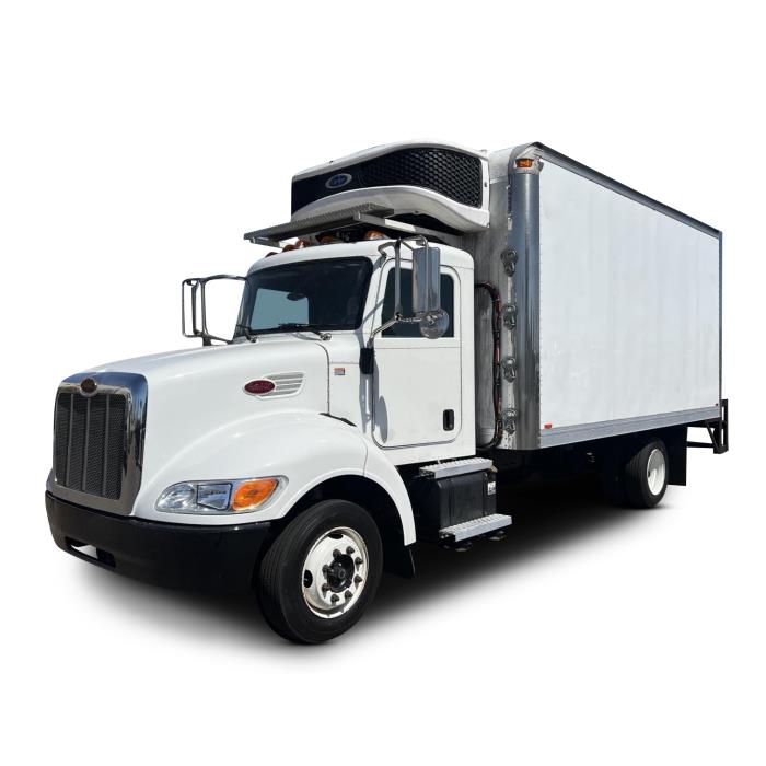 2018 Peterbilt 325-0