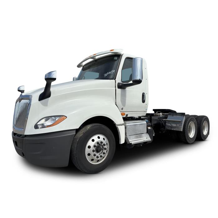 2021 International LT625-0