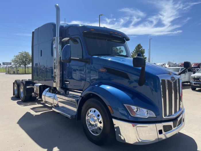 2023 Peterbilt 579-3
