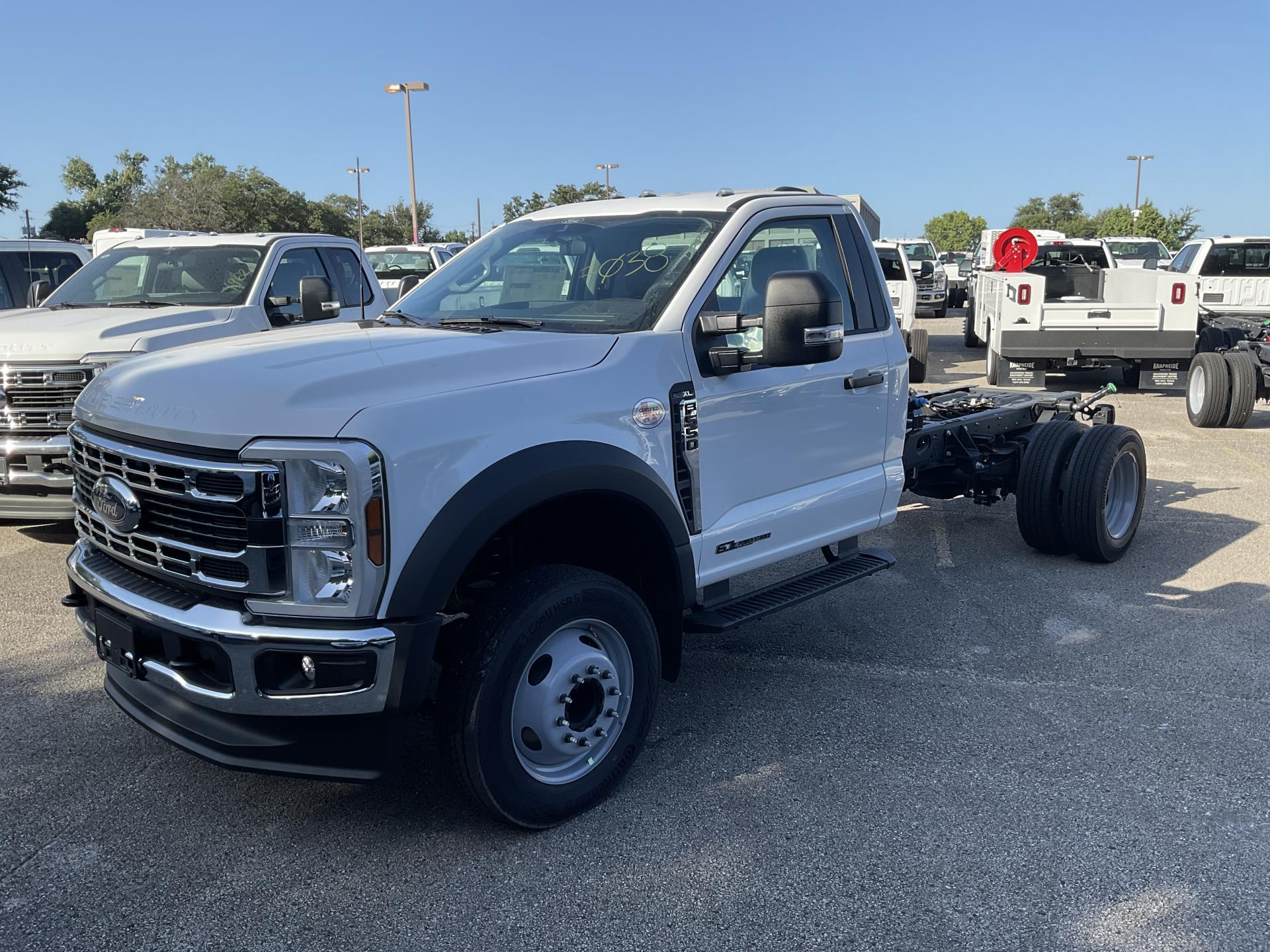 New 2025 Ford F-550 XL Regular Cab Cab Chassis for sale #1918960 - photo 2