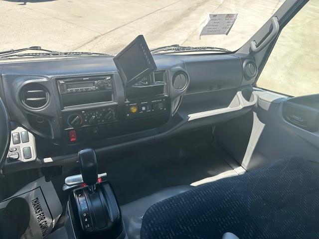 2018 Hino 195-6
