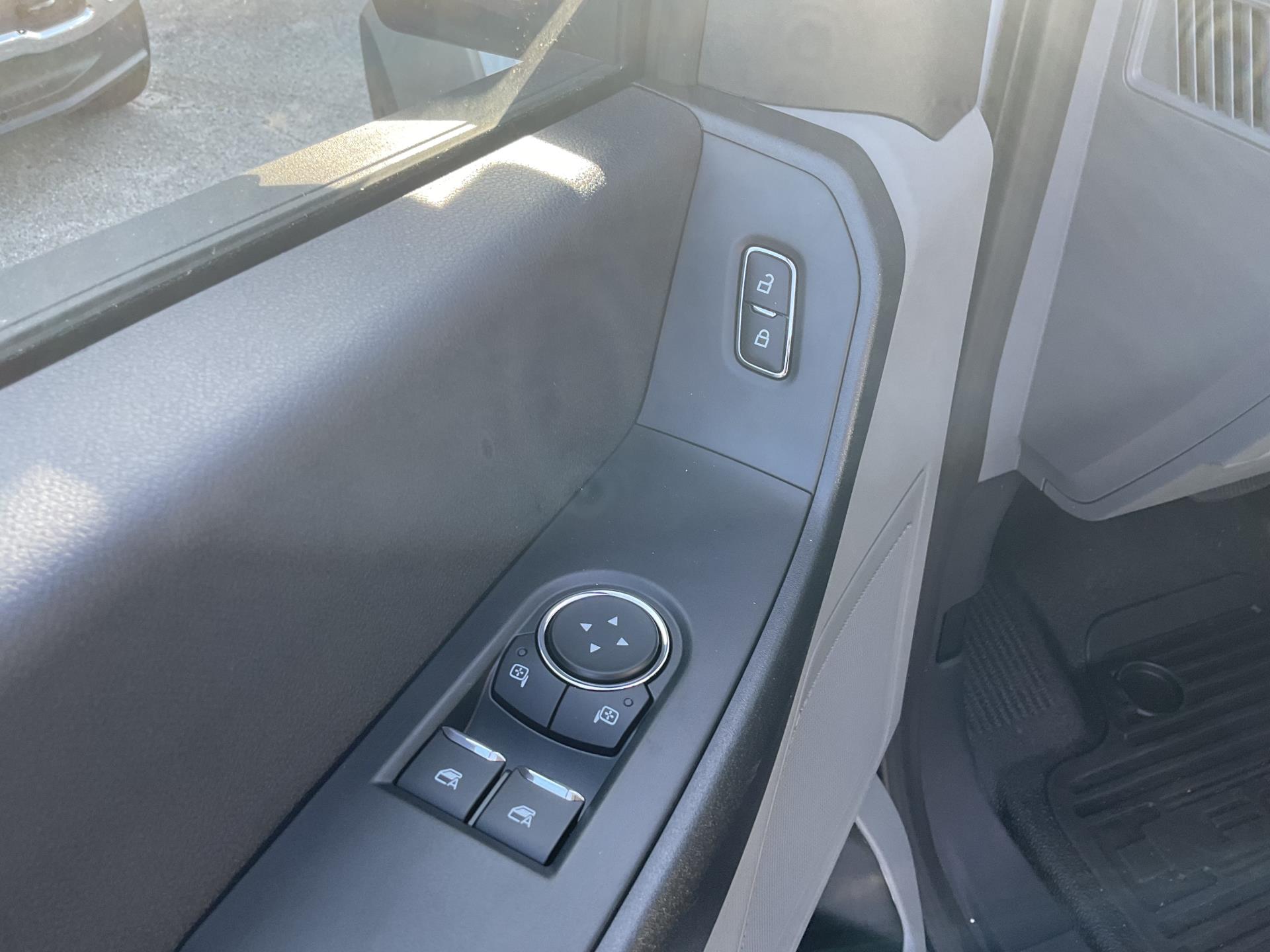 New 2025 Ford F-550 XL Regular Cab Cab Chassis for sale #1920606 - photo 7