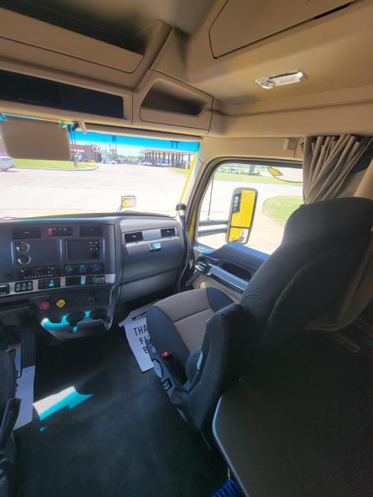 2023 Kenworth T680-23