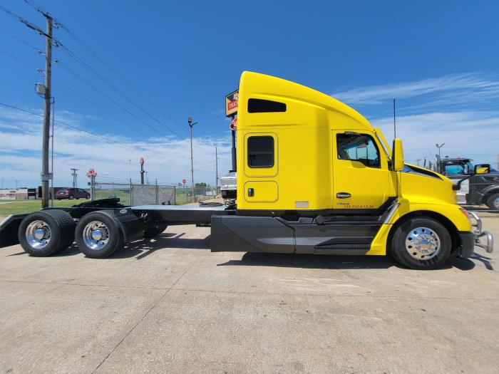 2023 Kenworth T680-12