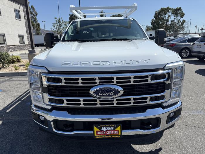 2025 Ford F-350-9