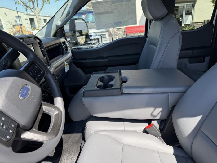 2025 Ford F-350-26