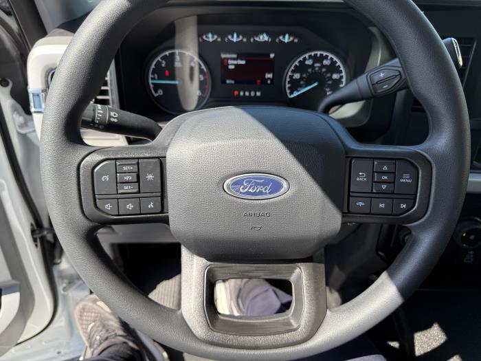 2025 Ford F-350-32
