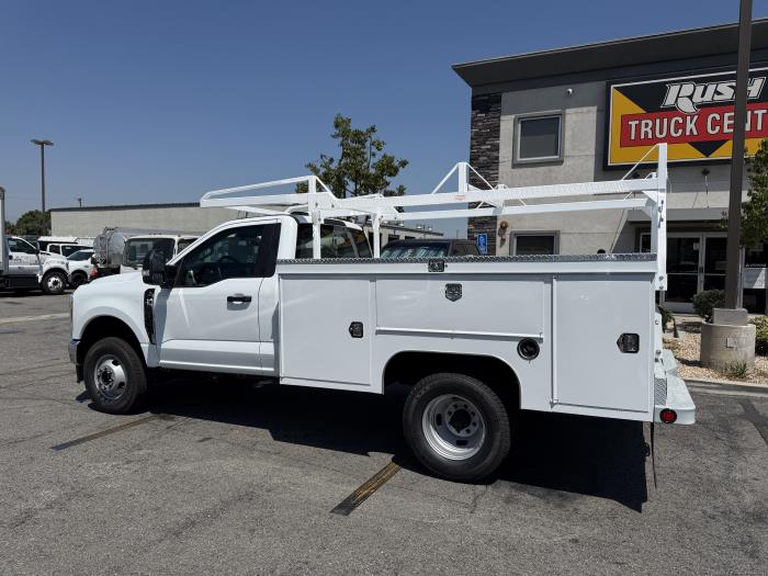 2025 Ford F-350-2