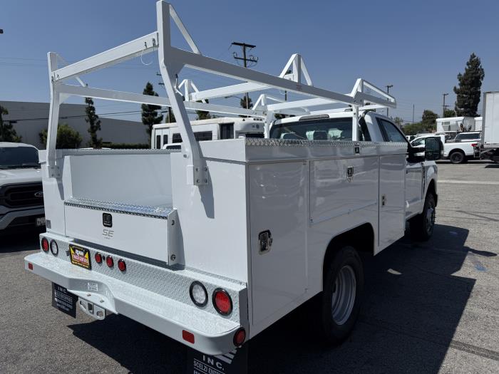 2025 Ford F-350-4