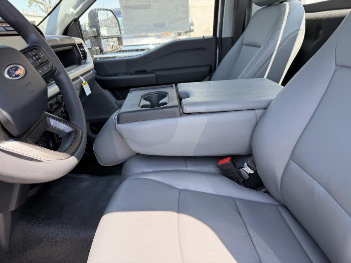 2025 Ford F-350-22