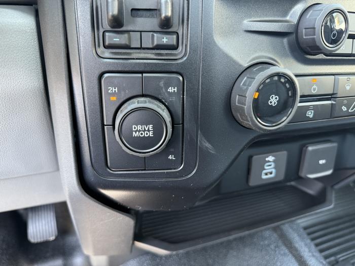 2025 Ford F-350-27