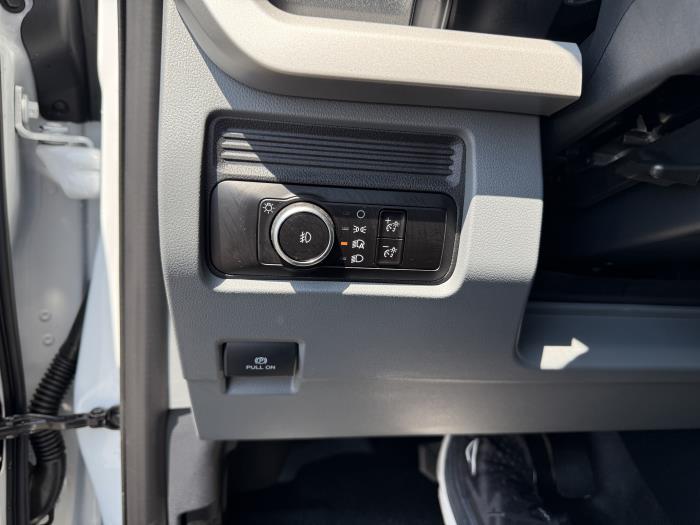 2025 Ford F-350-32