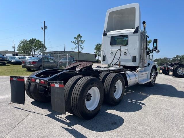 2020 Peterbilt 567-7