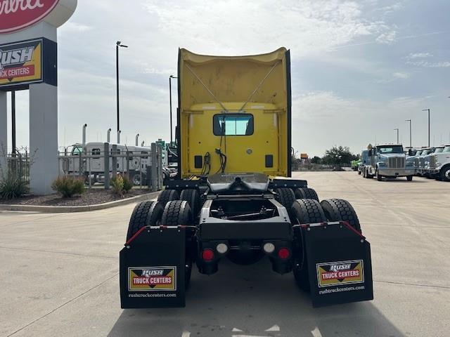 2021 Peterbilt 579-6