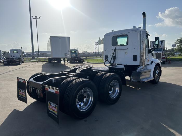 2020 Peterbilt 579-5