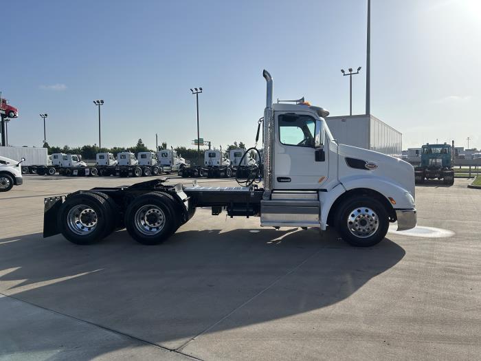 2020 Peterbilt 579-6