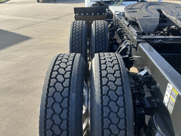 2020 Peterbilt 579-12