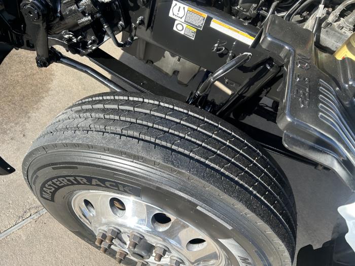 2020 Peterbilt 579-17