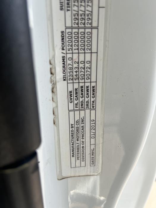 2020 Peterbilt 579-25