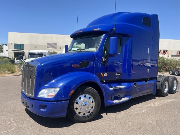 2022 Peterbilt 579-1