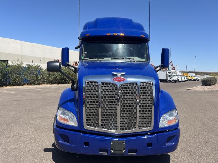 2022 Peterbilt 579-2