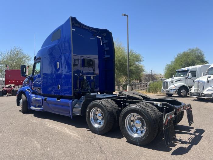 2022 Peterbilt 579-6