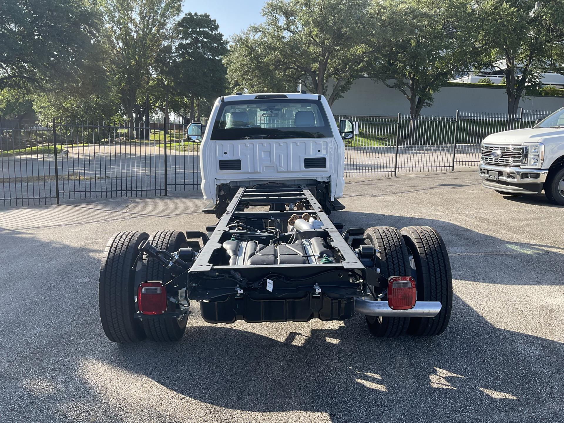 New 2025 Ford F-550 XL Regular Cab Cab Chassis for sale #1918979 - photo 7