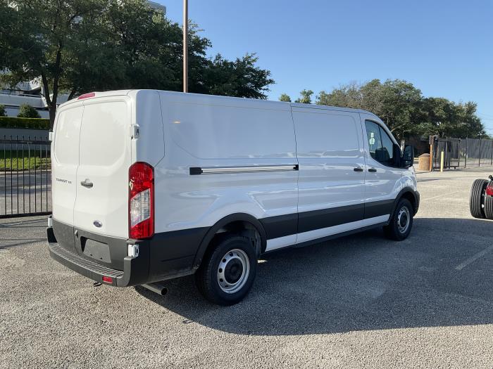2025 Ford Transit photo 4