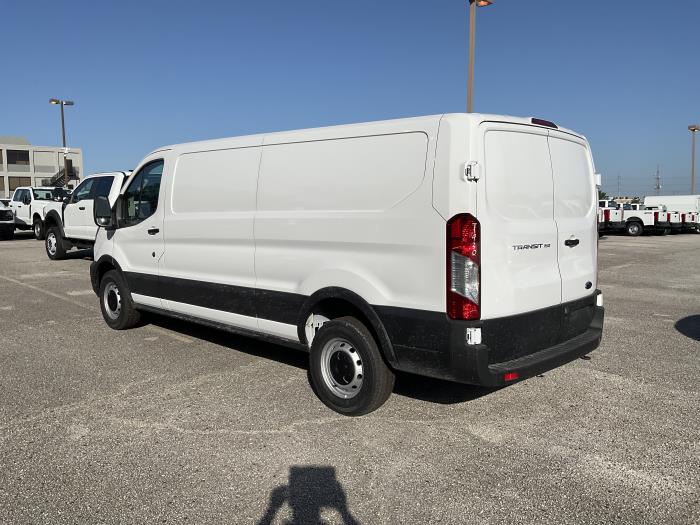 2025 Ford Transit-150-5