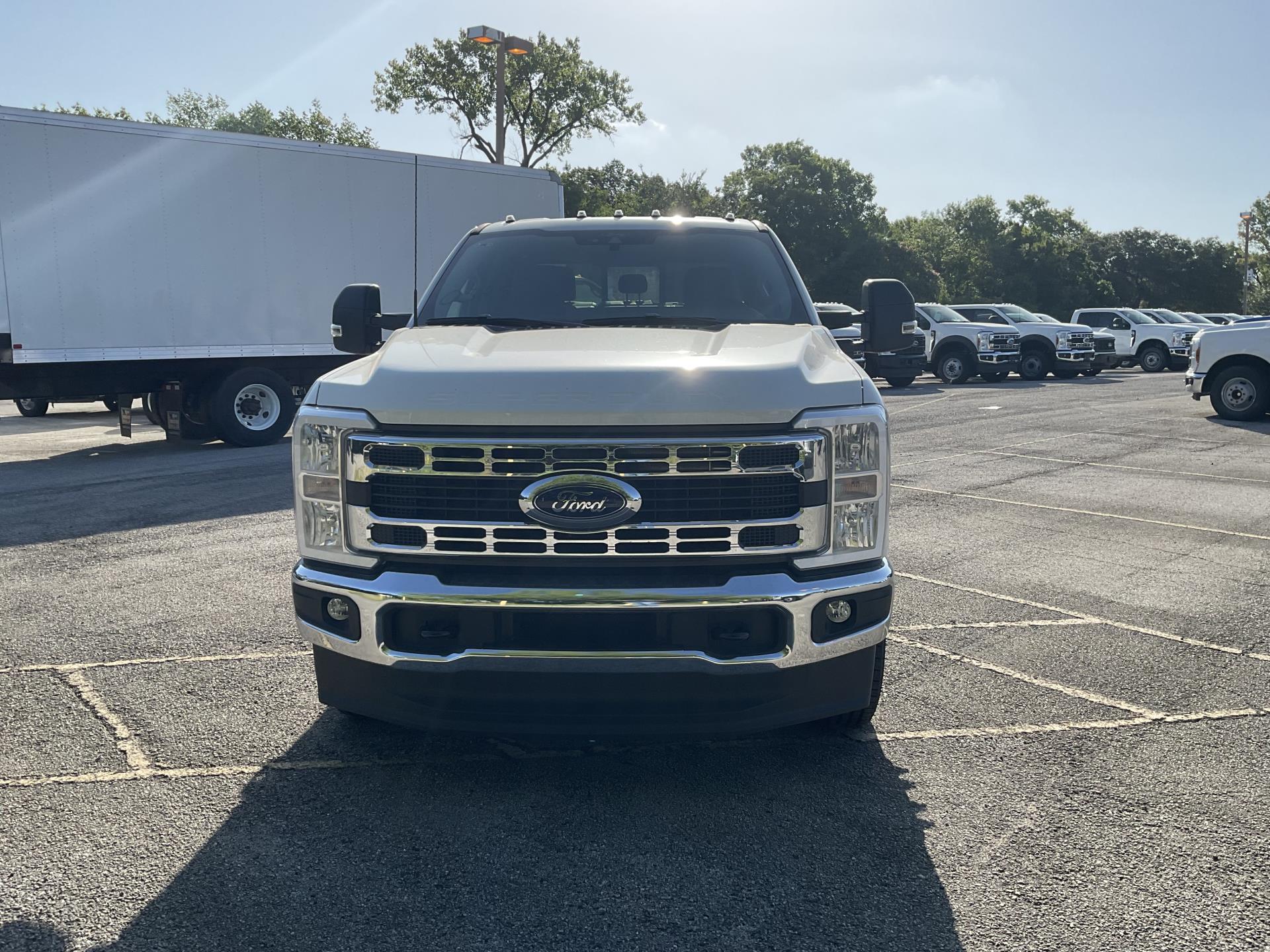 New 2025 Ford F-350 XL Crew Cab 4x4 Cab Chassis for sale #1918903 - photo 4