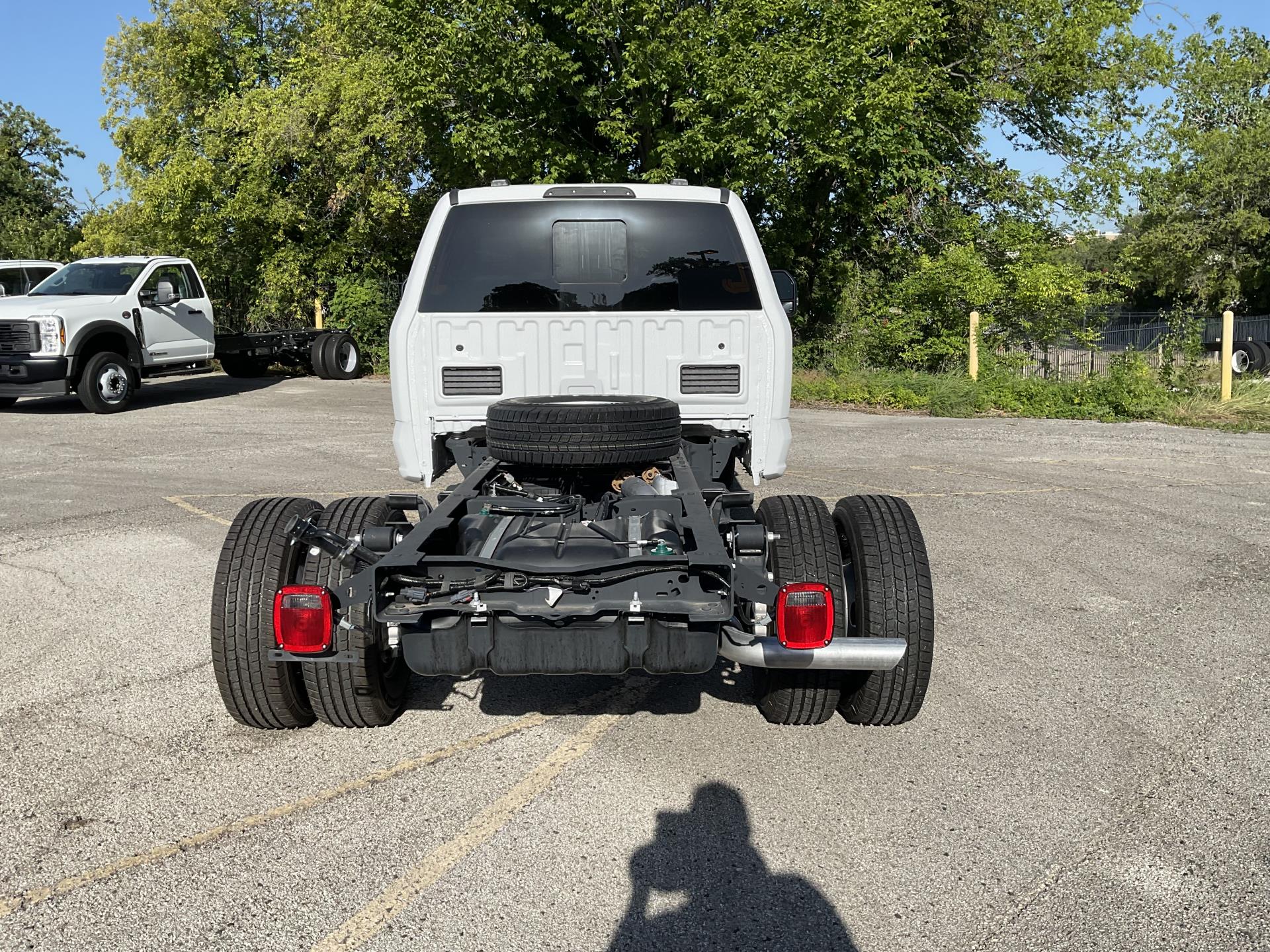 New 2025 Ford F-350 XL Crew Cab 4x4 Cab Chassis for sale #1918903 - photo 8