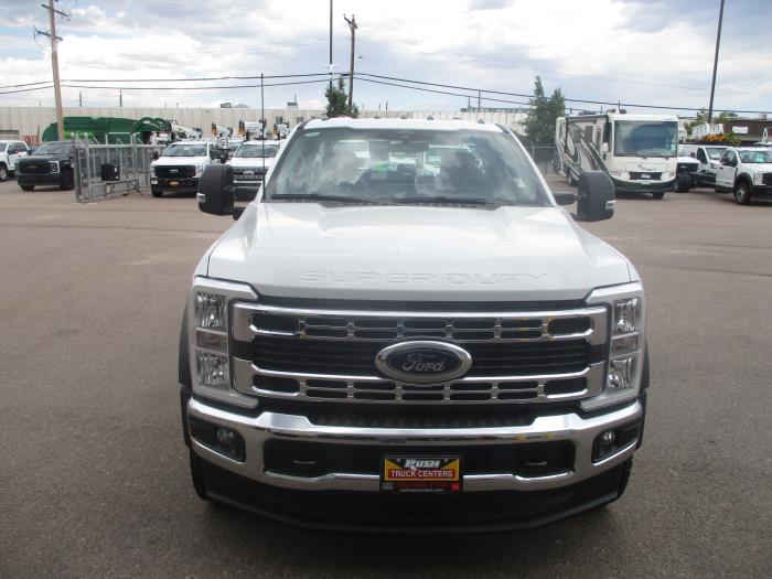 2025 Ford F-550-8