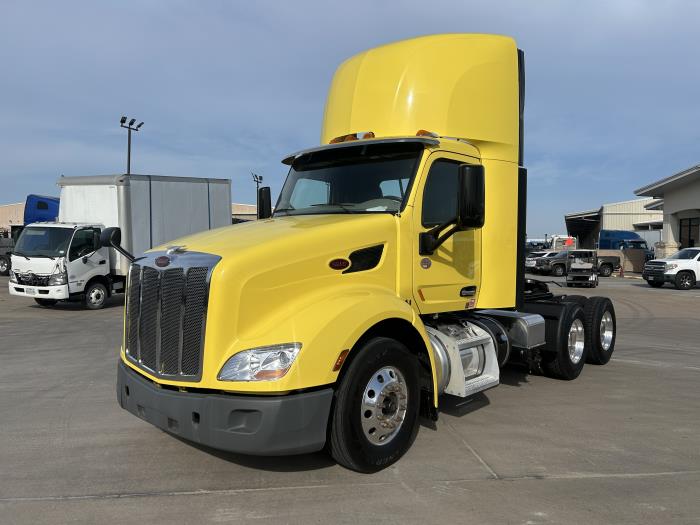 2021 Peterbilt 579-1