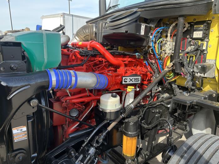 2021 Peterbilt 579-16