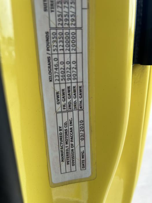 2021 Peterbilt 579-26