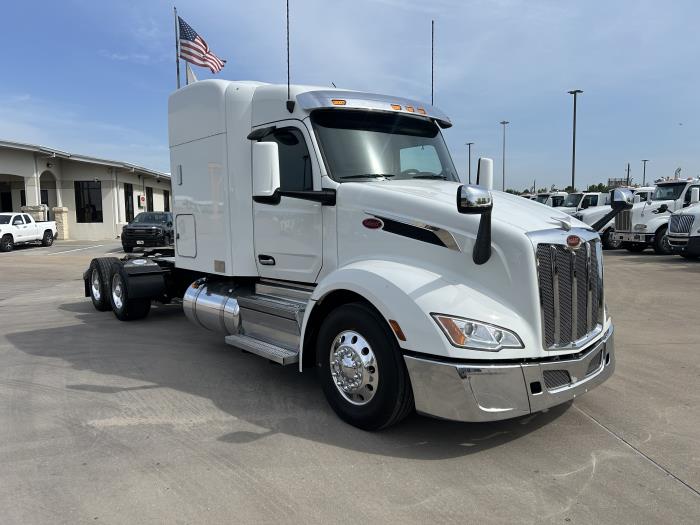2023 Peterbilt 579-7