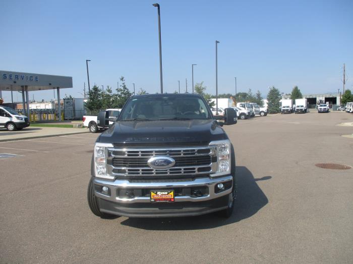 2024 Ford F-600-2