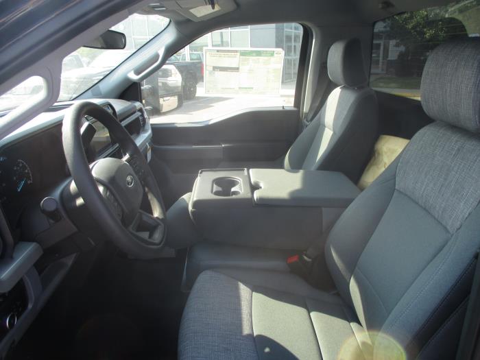 2024 Ford F-600-10