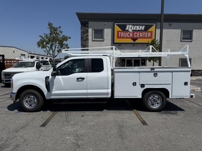 2025 Ford F-250-2