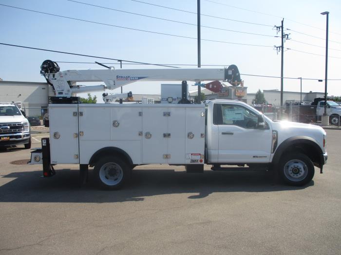 2024 Ford F-550-11